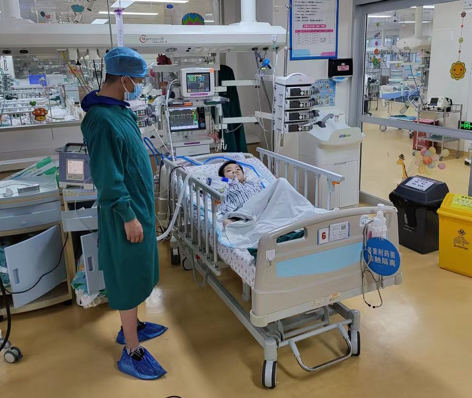 无为市跨省救护车出租公司